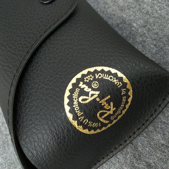 Ray Ban sunglasses case - Picture 2 of 5